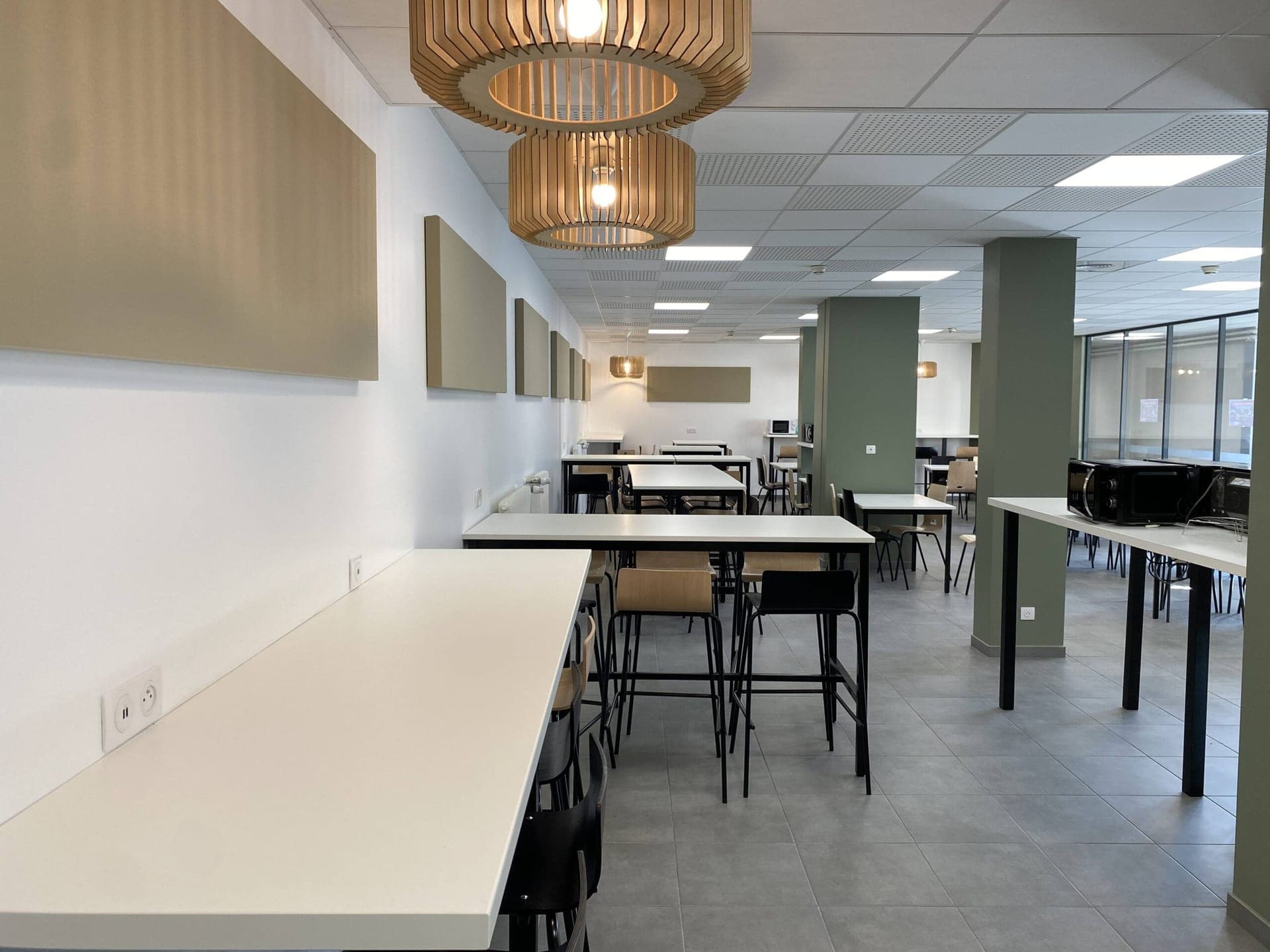 Réalisation BTCE d’un espace collaboratif moderne